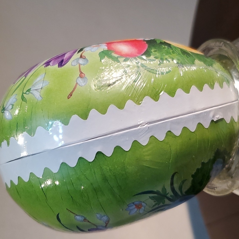 🍋NWOT PAPER MACHE EGG SEALED - Picture 10 of 11